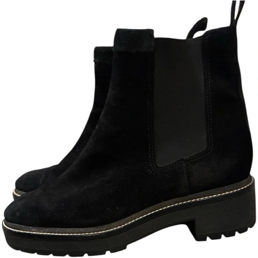 TORY BURCH Chelsea 50mm Lug Suede Bootie in Perfect Black Size 9
